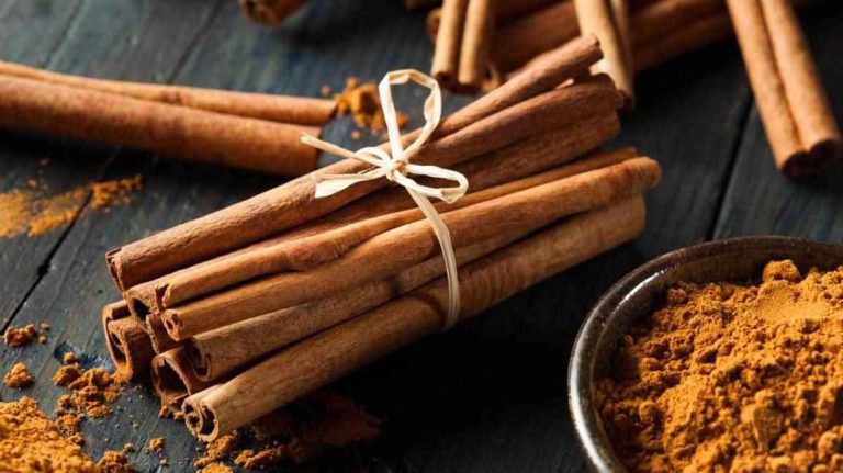 health-benefits-cinnamon-1296x728